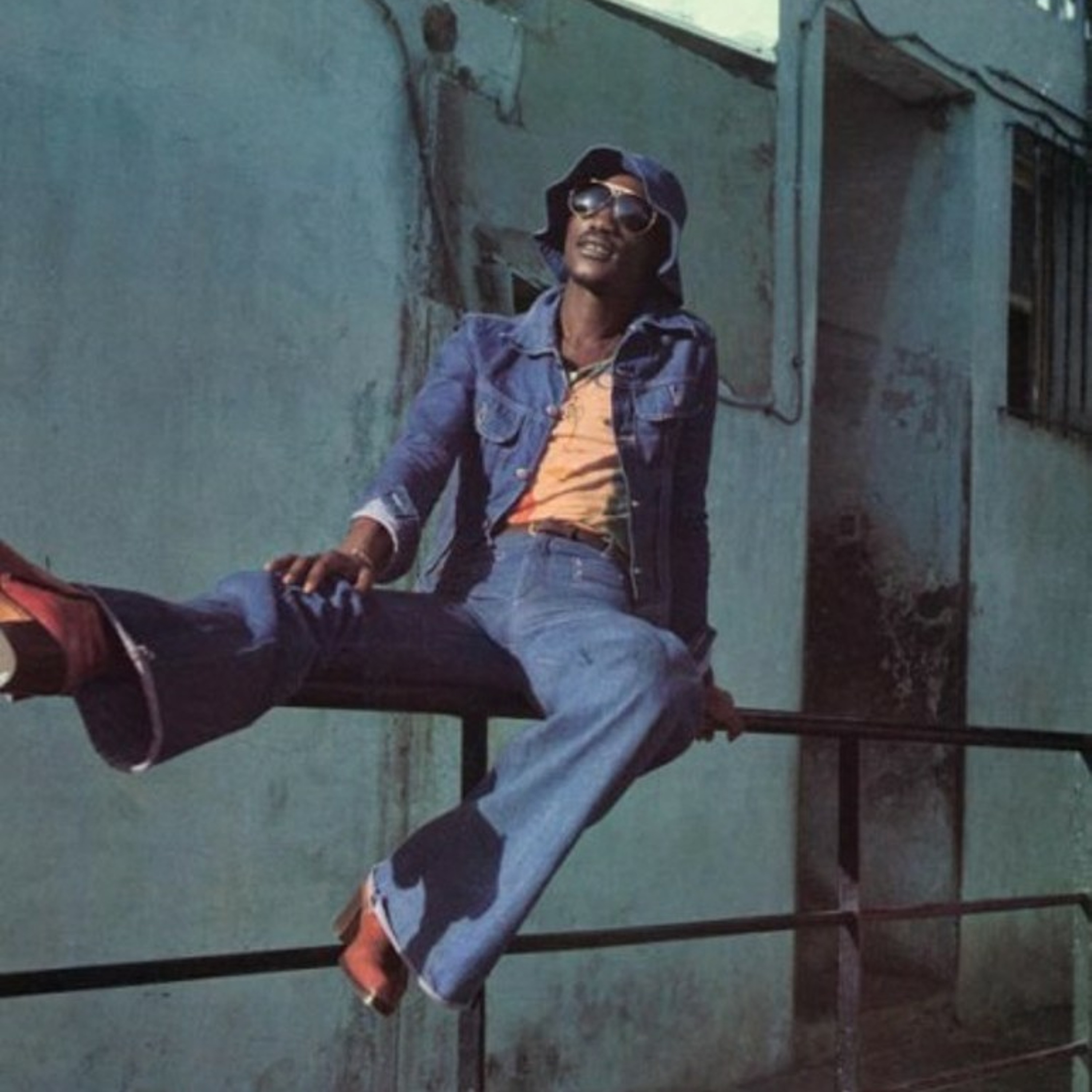 discochay  @postmuzik