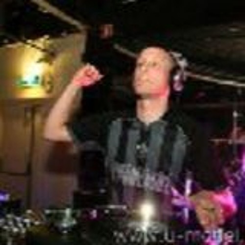 Rienos - This Is Madness Part 2 (Early Hardcore Mix 25 - 03 - 2016)