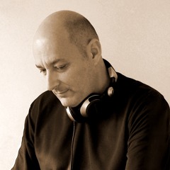 MEDDLEY CLASSIC FUNKY 80'S BY DJ VADÃO