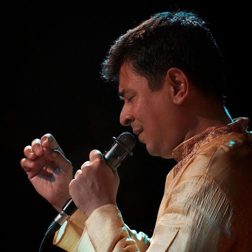 Surojit Guha sings a Bangla song using UAD2  Powered Plug Ins