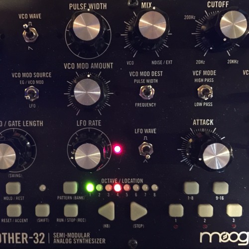 patter - moog mother32 - replika xt