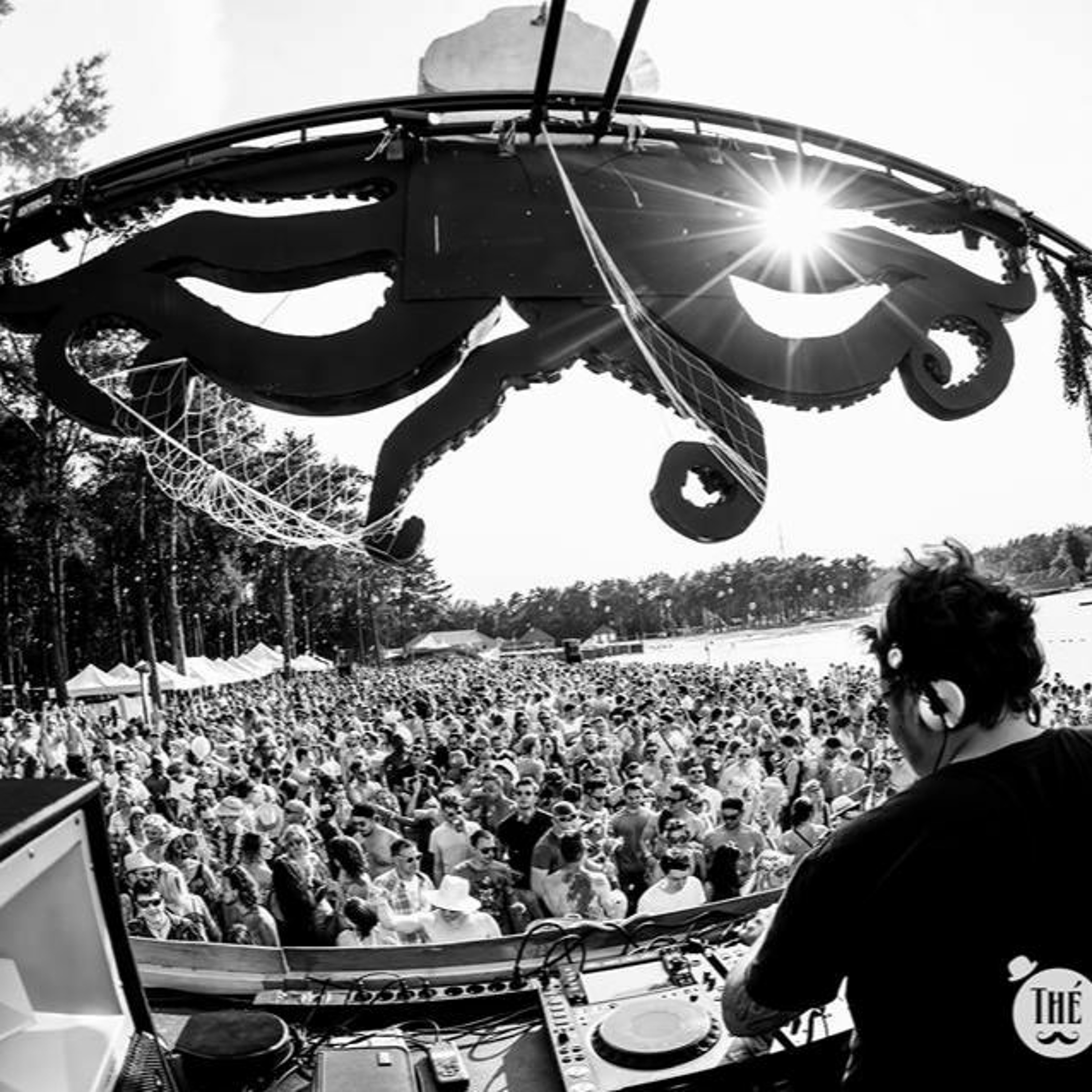 Whizz @Thé Dansant Plage episode artwork