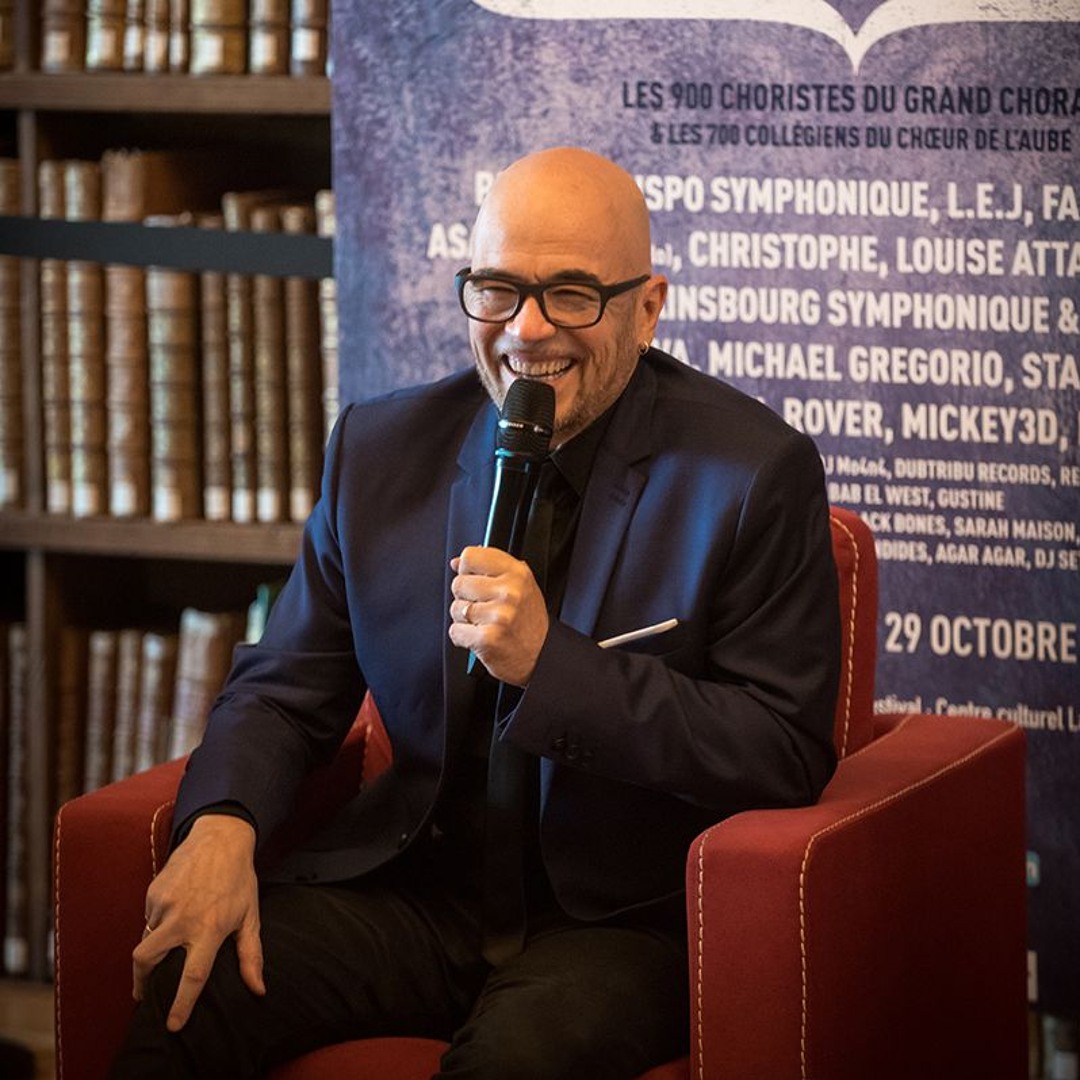 Stream Quelques mots de Pascal Obispo sur la littérature, élément-clé ...