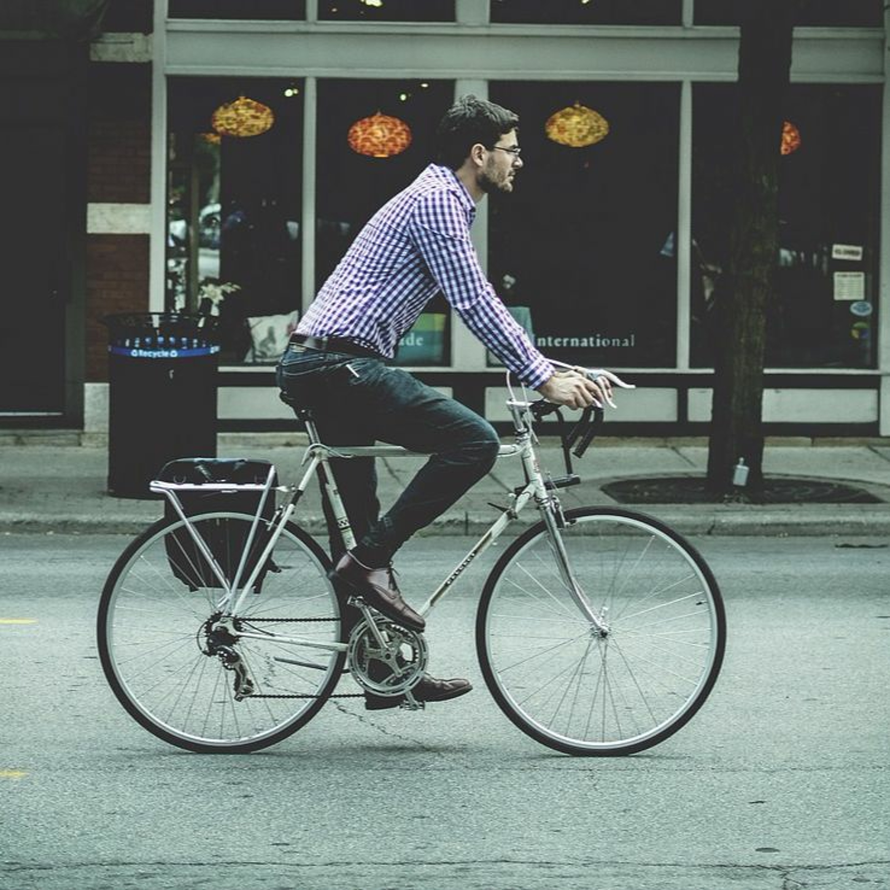1629 | Sexy cycling legs are common in these cities