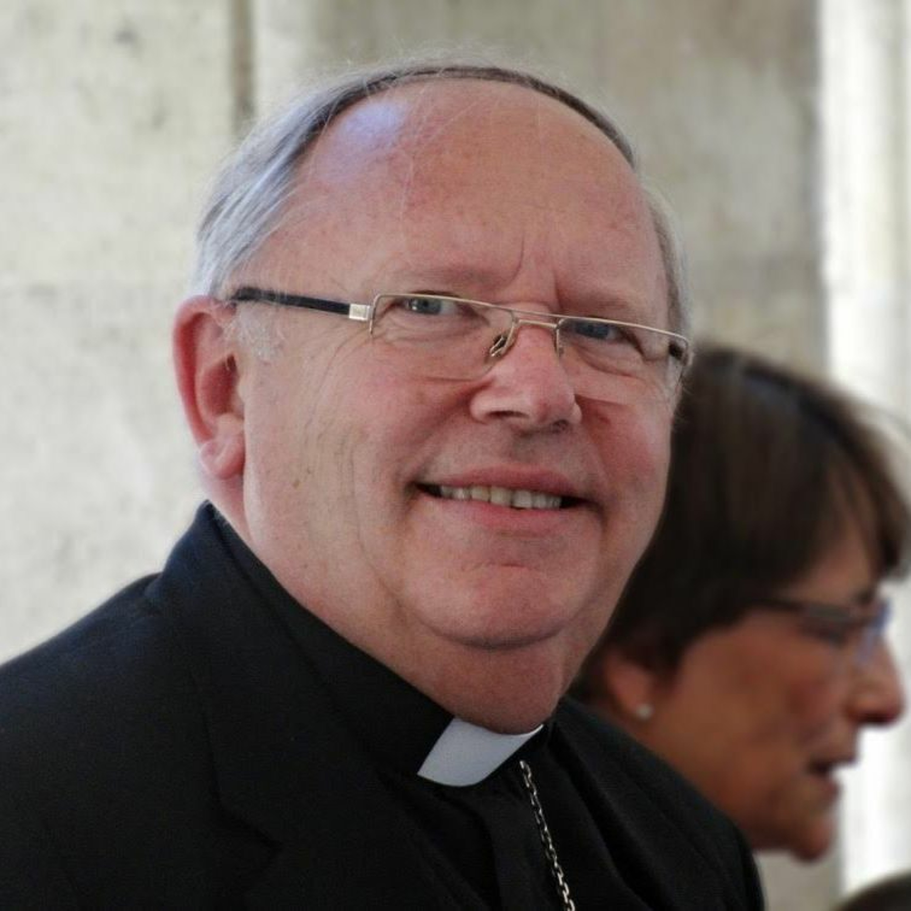 La liberté d'enseignement est en danger - Itv du cardinal Jean-Pierre Ricard par Radio Vatican episode artwork