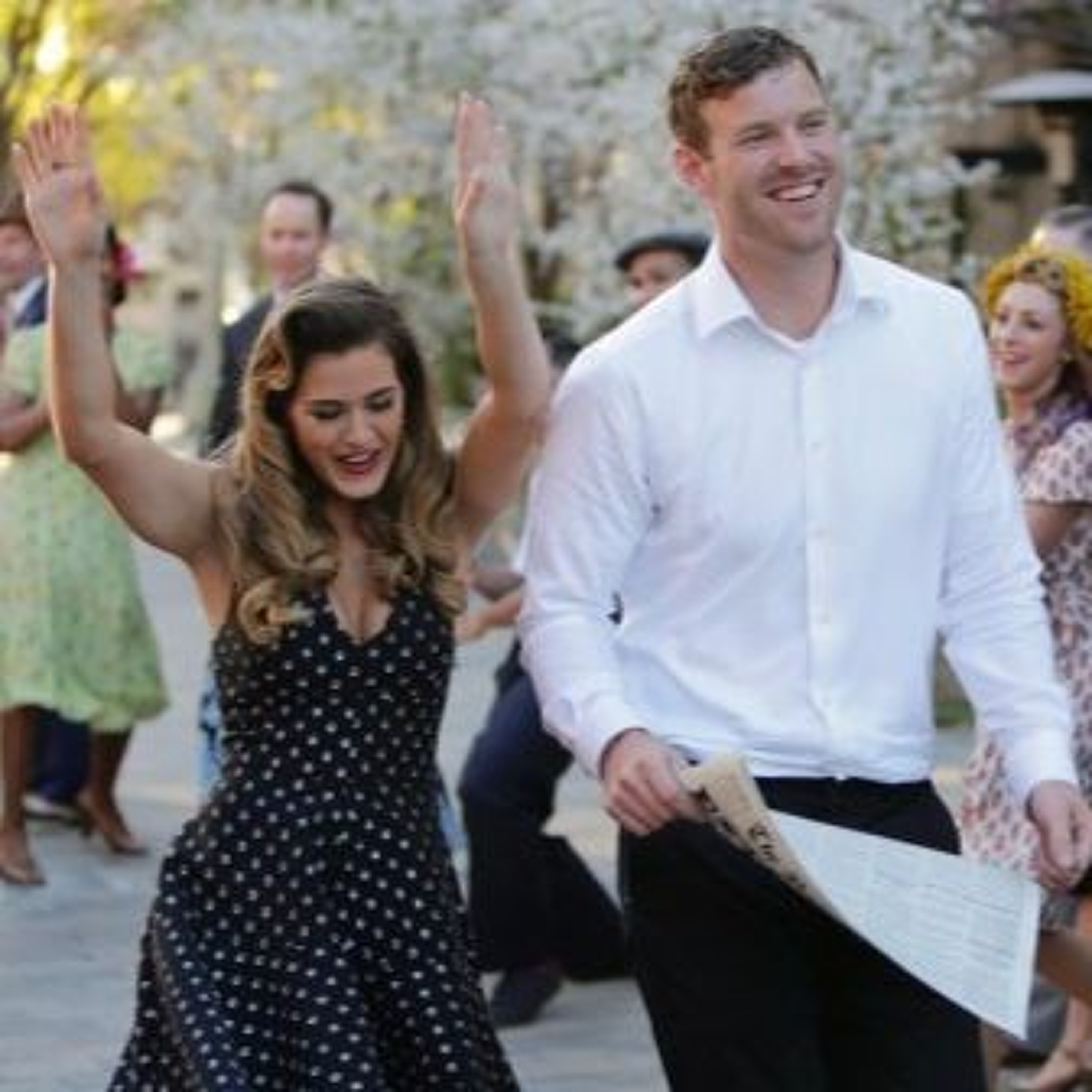 Bachelorette 12 / Episode 3 & 4: Pools parties & Pennsylvania thumbnail