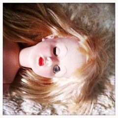 La Rue (ft. the Ladysmith Avant-garde Melodica Ensemble)