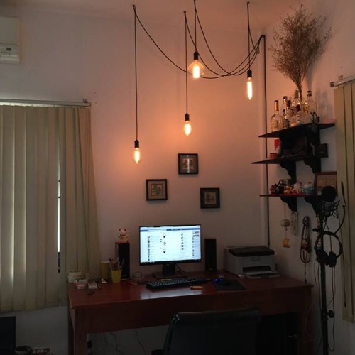 Trái Tim Vụn Vỡ - Xám