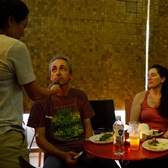 Syrian PopUp Kitchen - Interviews with the visitors...food for thought !