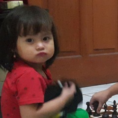 Allana : topi saya bundar 1