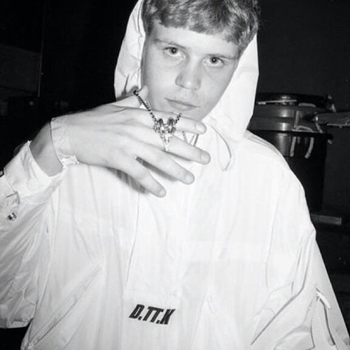 (RARE) Yung Lean - Myself ft. ILOVEMAKONNEN