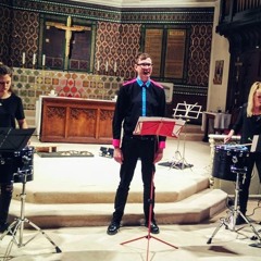 Leo Chadburn - Malcolm McLaren Love and Hate (Live) (2016)