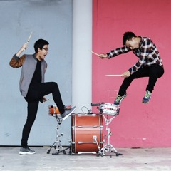 DUA DRUM  - BERGERAK