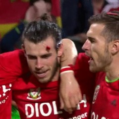 Can't take my Zombie eyes off you