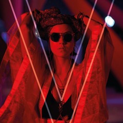 VibesExclusive #13 with Gaby Endo