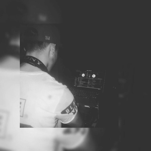 DeeJay Intro Ft Rihanna & Ginuwine - Jump My Pony