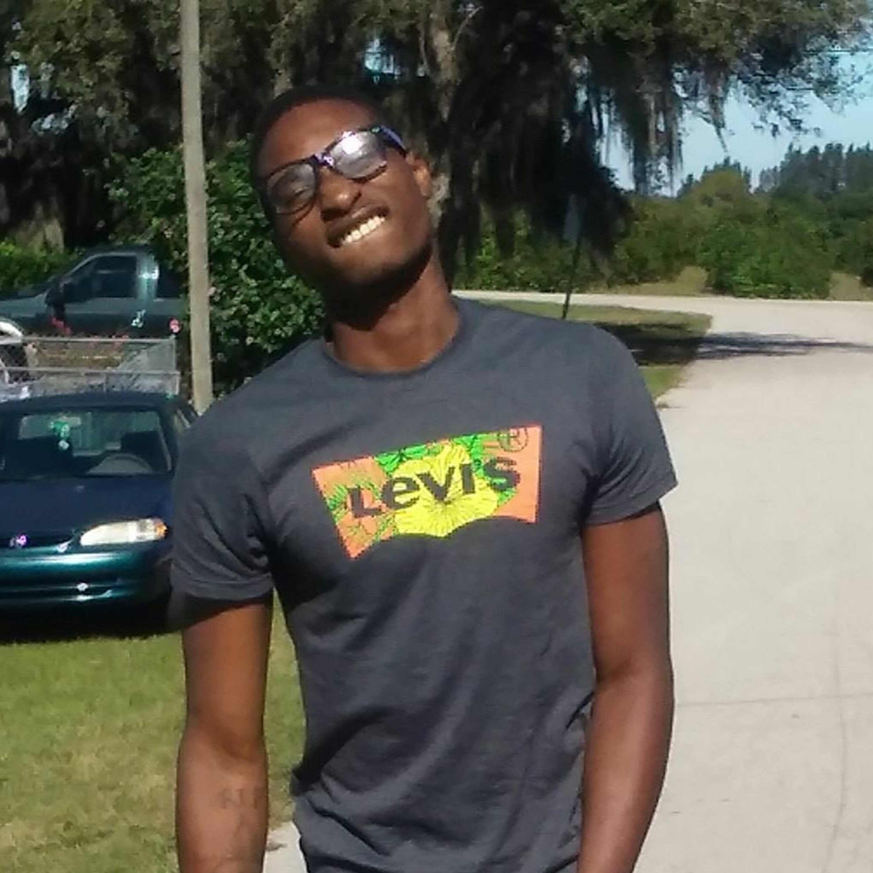 Isaiah Dennis