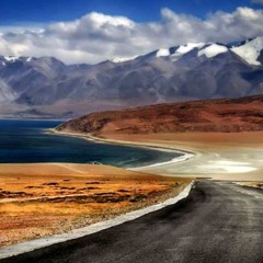 SUNSET TREK TO KAILASH....