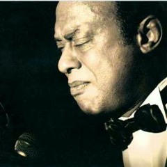 Talaat Zain - El qmar ele mashe | طلعت زين - القمر اللي ماشي