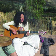 Vuela Con El Viento By Ayla Schafer - Julie Tuluz & Shay Deri