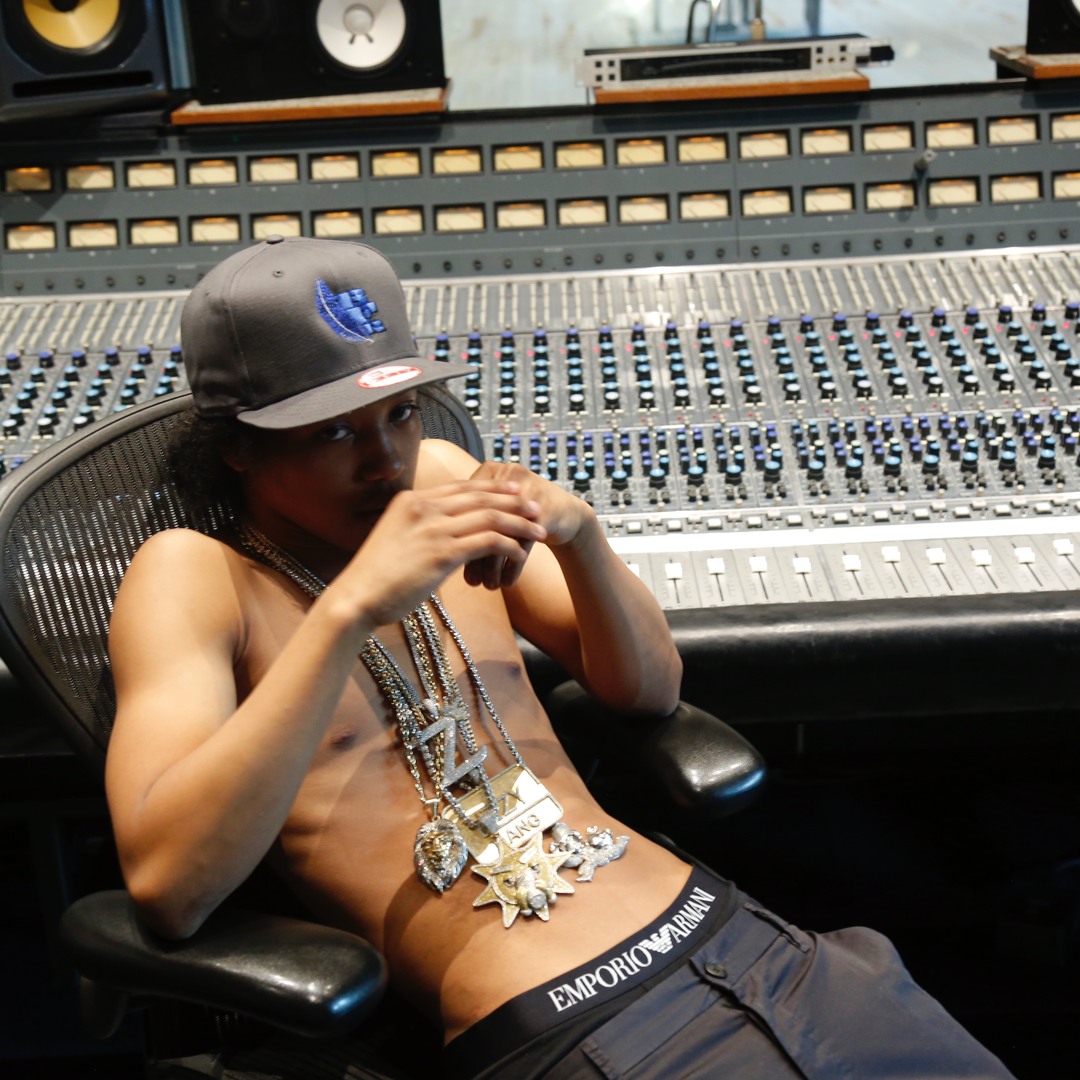 Wassi Chain Stream Pressa - 100 Wassi Bars by Pressa | Listen online for free on ...