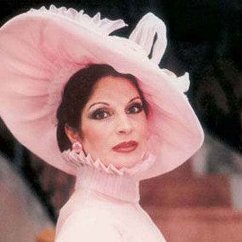 سلوي القطريب _ إضحك