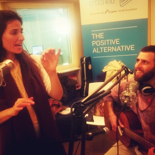 Yair and Naya - בכל נשימה (Live in Olam Katan)