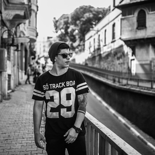 Soffi Tukker - Drinkee (Vintage Culture & Slow Motion Rmx)Free Download