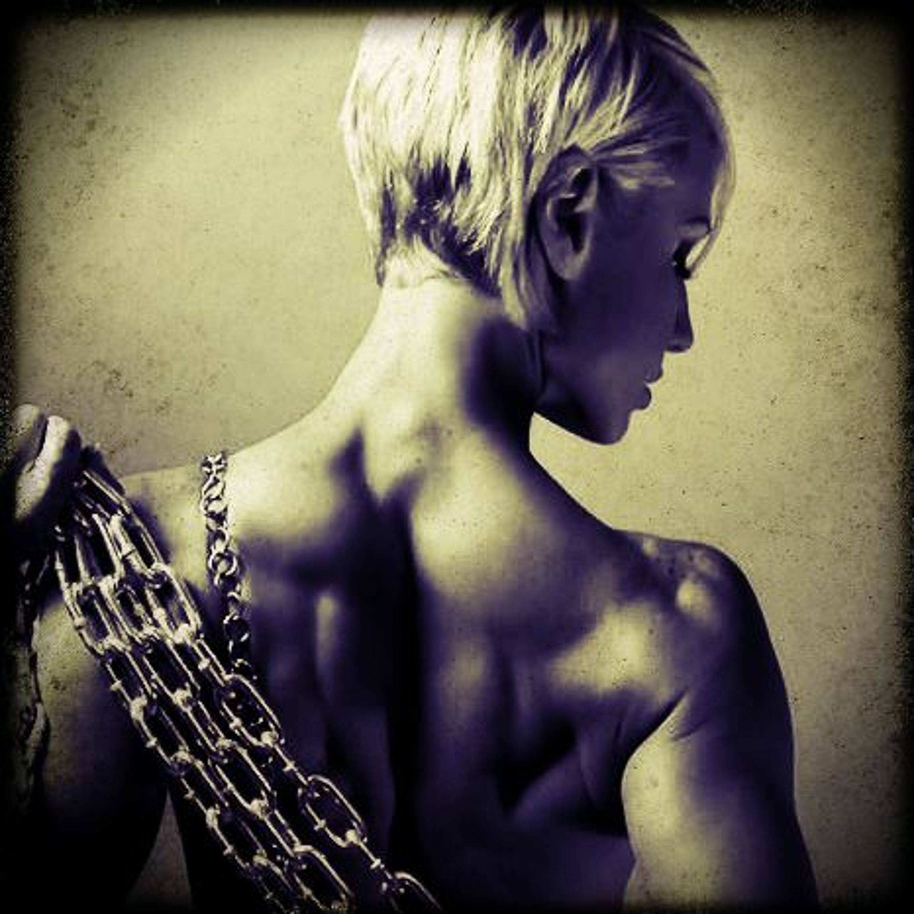 Toned Arms - [FREE DOWNLOAD]