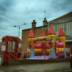 Welcome To Happy Clown Town (Midgets Humping)