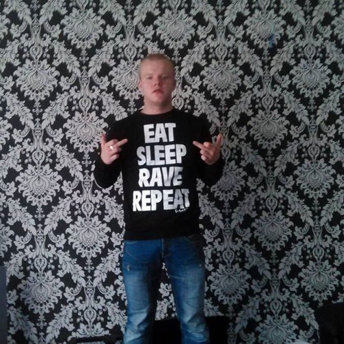 DJ Momentum (MC - Dazza) Take Me Home Vs Now Is The Time Remix