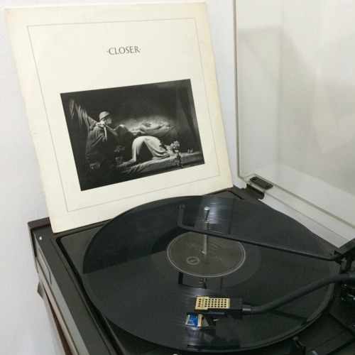 Joy Division - Closer