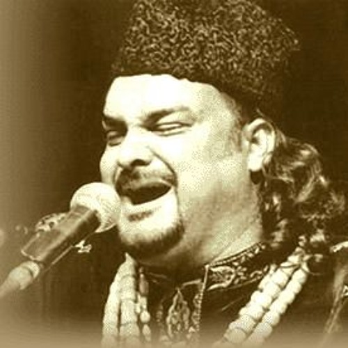 بے خُود کِیے دیتے ہیں اَندازِ حِجَابَانَہ
