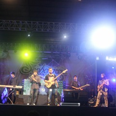 Whatever N Free - Kamulah Satu - Satunya (Cover) Live @ Sophomore 2014