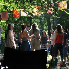 Kühnes Biest At Karls Waldkommunion