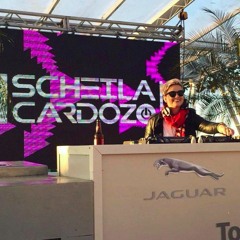 Live Sunset - Cafe de La Musique - Jurere Internacional