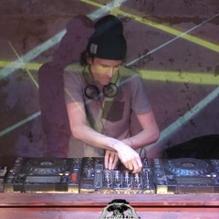 Private Eyes - Back Dominoes - 21.05.2016