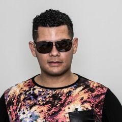 Deborah Cox - It's Over Now (Dihousen Unofficial Remix)Free dowload !!!