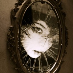 Spanish broken mirror
