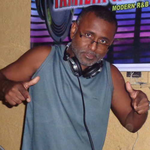 UWF ALL STARS - NUTHIN' BUT A PARTY (VRS.EXT.DJ CLAUDIO NEGÃO)