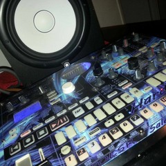 ""Live 90paterns "" 1h35 HardTekno Acidcore Polsk/bass&synthé&mélodie