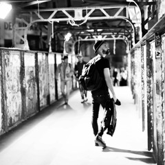 ___ in nomine libertas _____ a