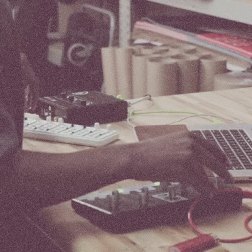 Knxledge Hud Dreams First song (Extended Version)