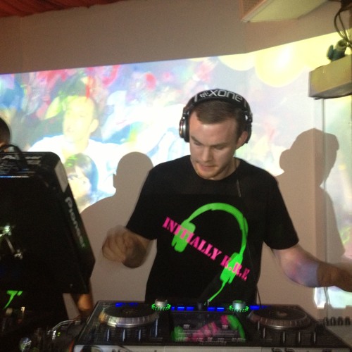 Debauchery - mixed by Rees Edwards (aka Mr.E)