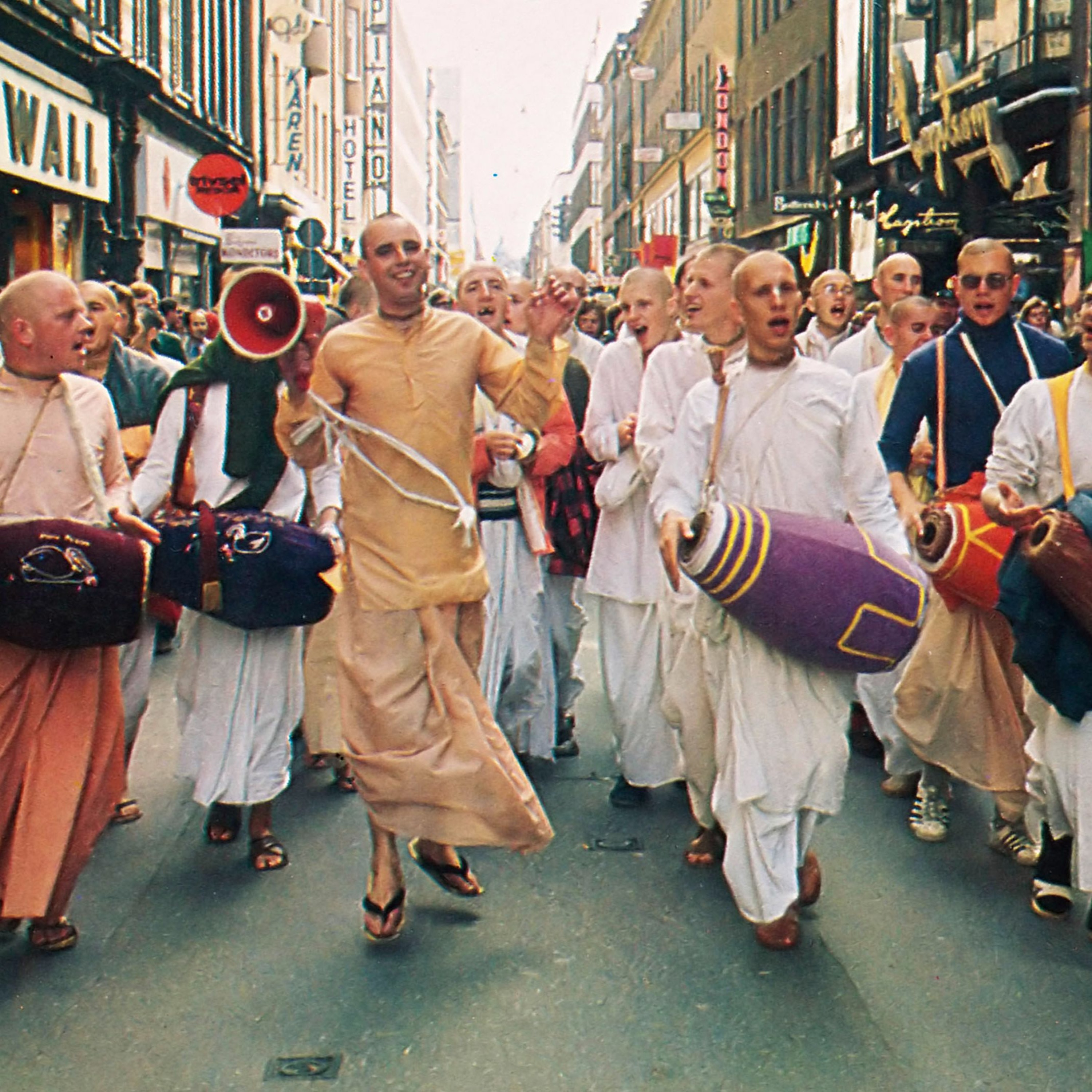 Curso Doctrinas Comparadas: Teosofìa, Hare Krishna, Niños De Dios episode artwork