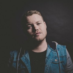 A Nightingale Sang In Berkeley Square - John Milligan (cover)