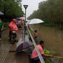 武汉停雨水浸成灾  百亿工程款去向受质疑