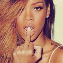 Rihanna -  Bitch Better Have My Money (R3lvi0r MashUp)