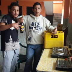 DEMOO CUMBIA VENENA  !!!KAPONE DJ RMX !!!