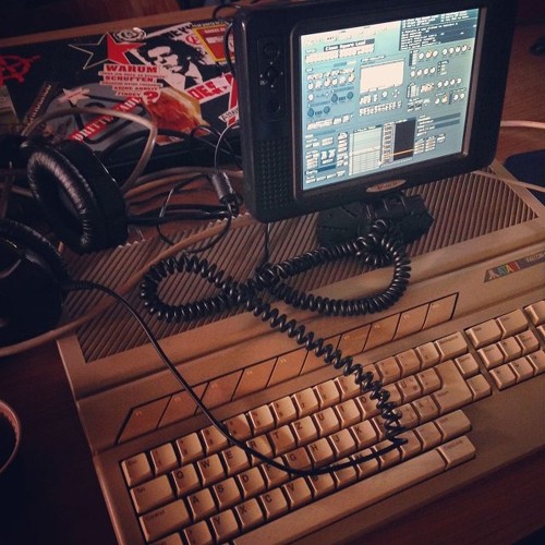 Dromen (Atari Falcon 030 softsynth)